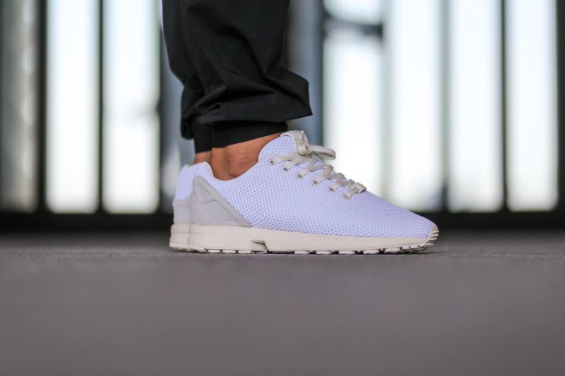 Adidas zx flux chalk white sale